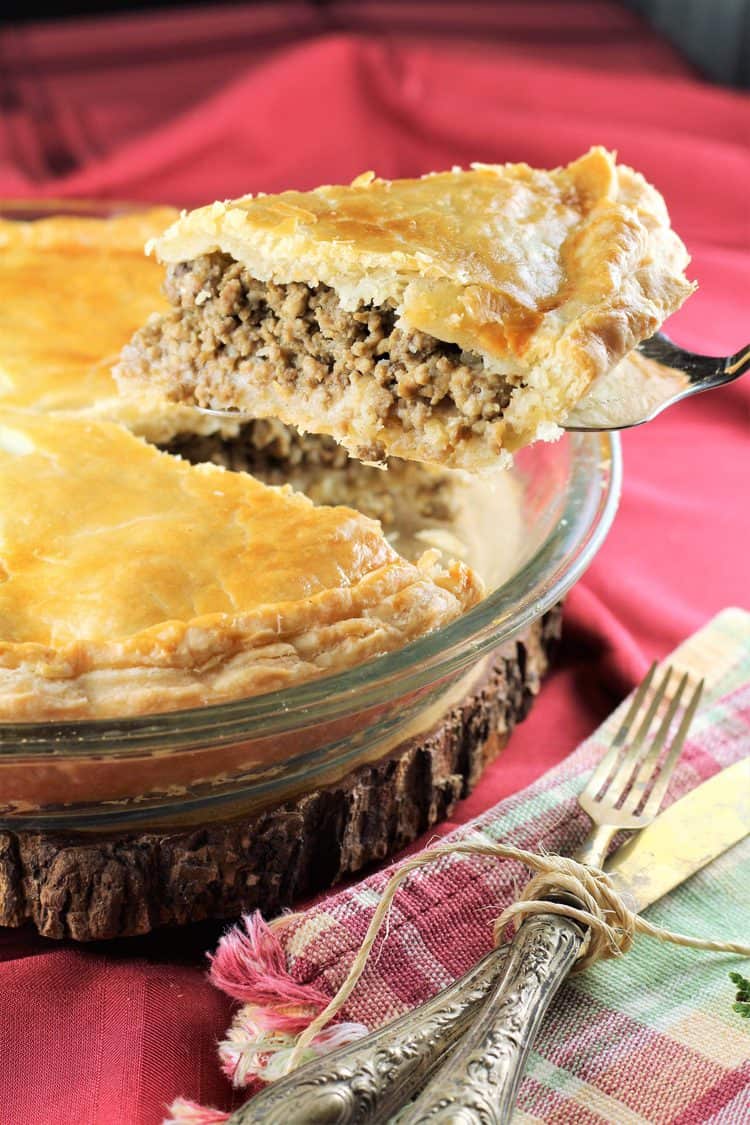 Tourtière (Traditional French Canadian Meat Pie) - Mangia Bedda