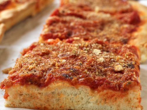 SFINCIONE: SICILIAN PIZZA RECIPE & HISTORY - all you need to know!
